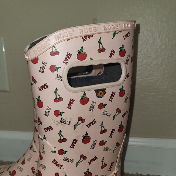 Bogs Youth K RNBT Cherry Love Pink Red Waterproof Pull-On Rubber Boots Size 4 - Picture 11 of 16